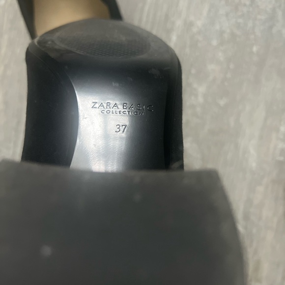 Zara kitten heel black sling backs - Picture 3 of 5